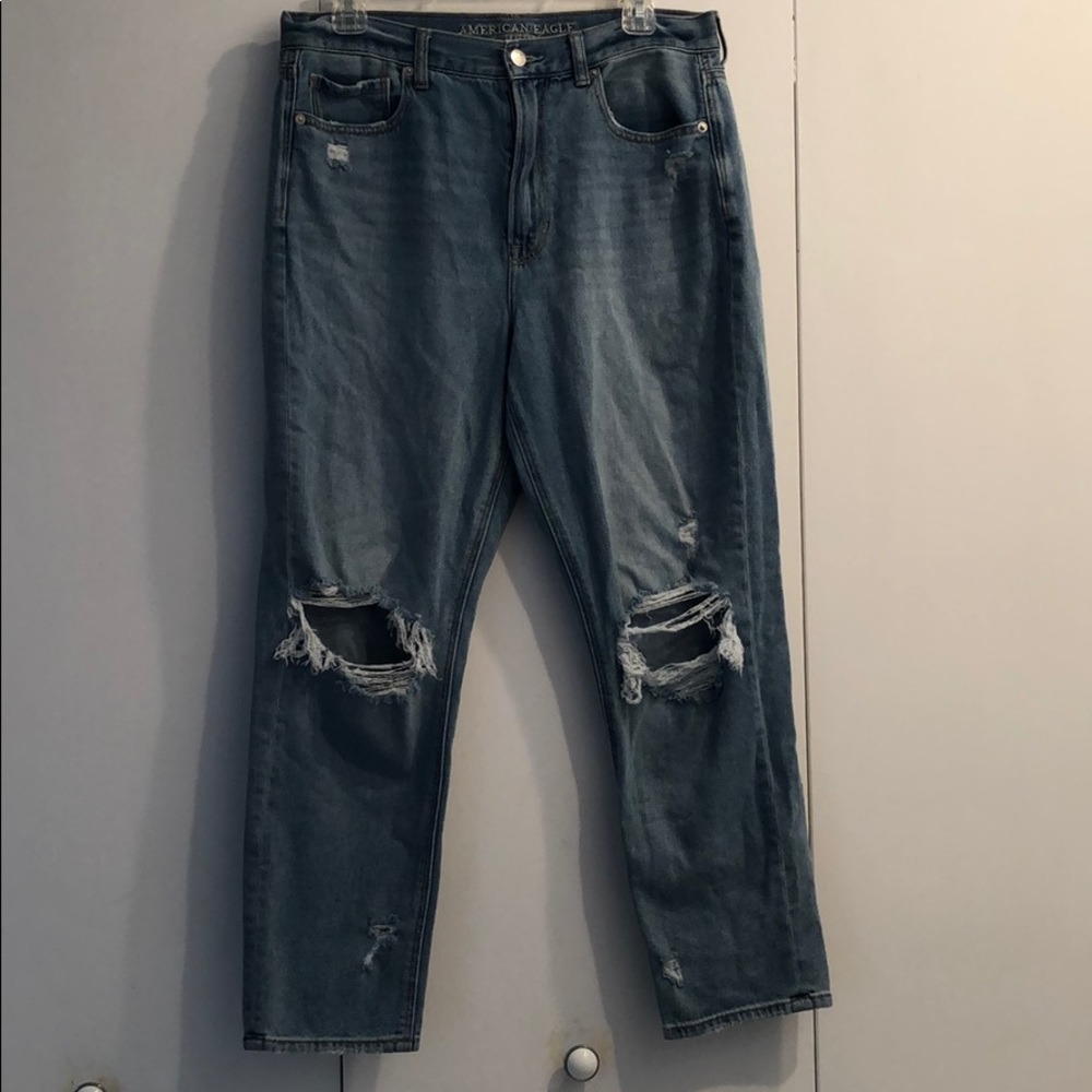 American Eagle Mom Jeans